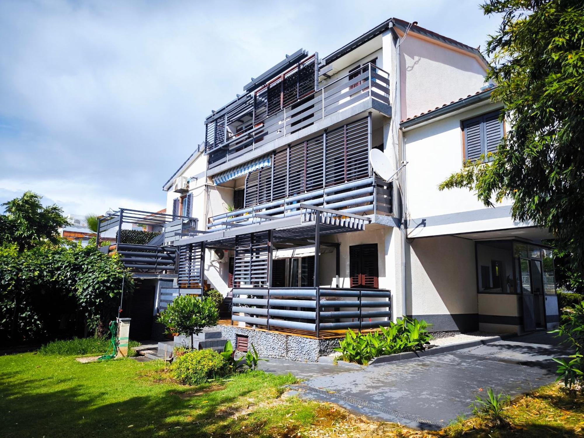 Apartmani Andrea Пула Екстер'єр фото