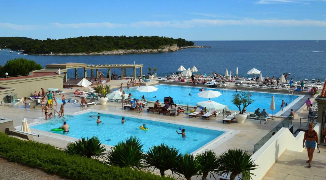 Apartmani Andrea Пула Екстер'єр фото